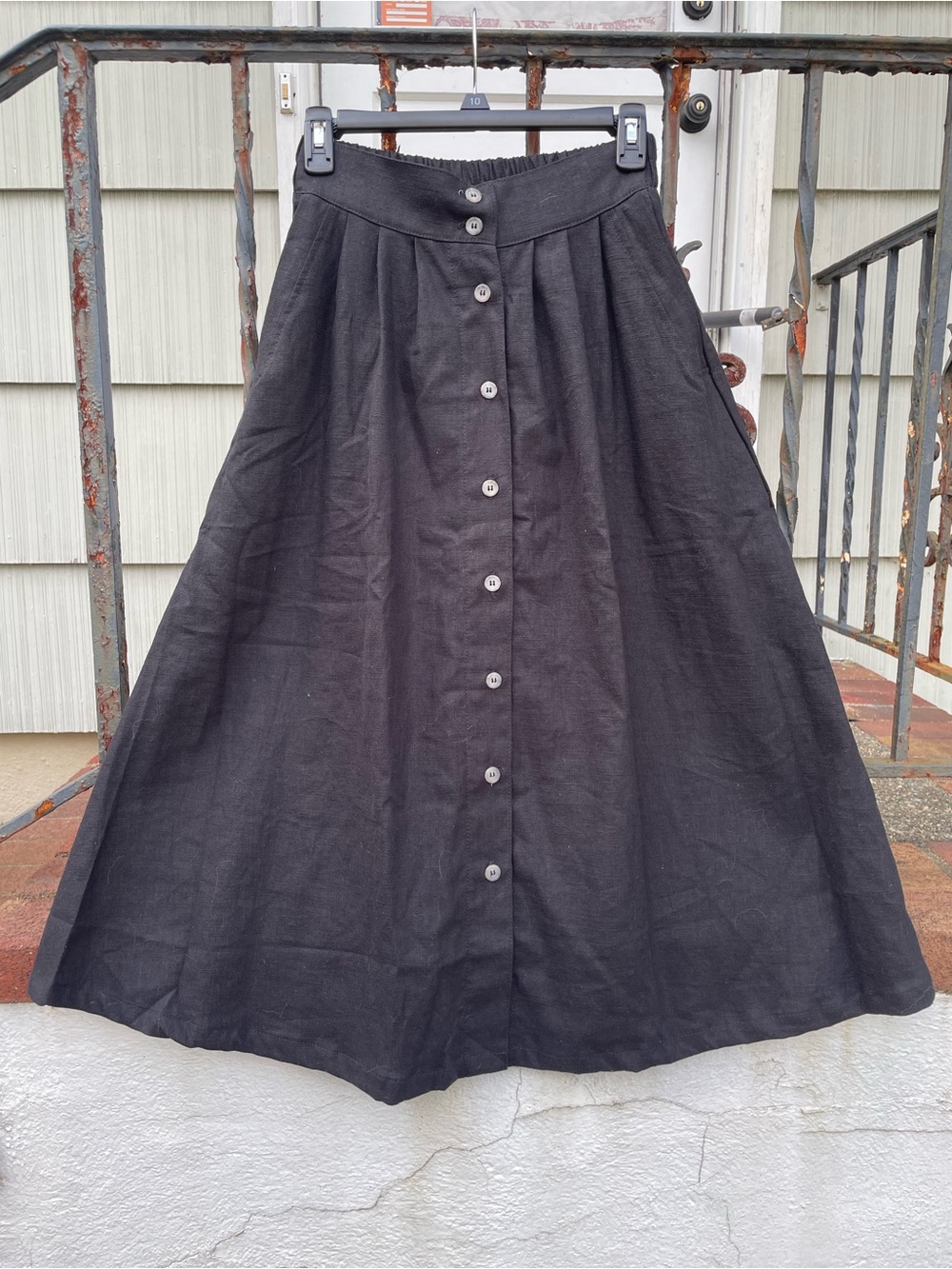Curator SF Bonnie Skirt in Black Linen